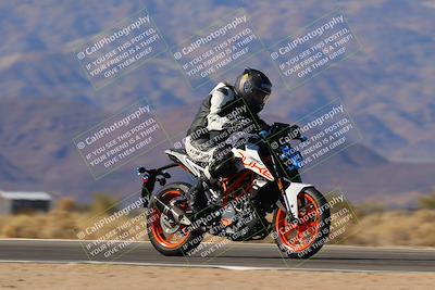 media/Dec-15-2023-Apex Assassins (Fri) [[91f19fb1c7]]/Trackday 2/Session 3 (Turns 16 and 17 Exit Speed)/